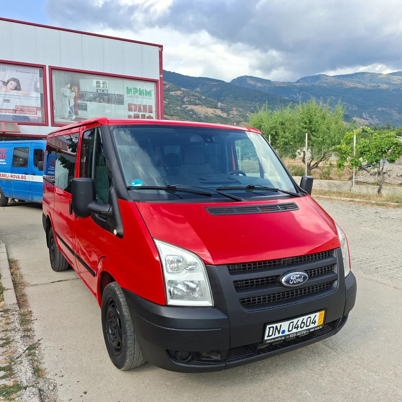 Ford Transit 2.0 Tdci 225000km 6skorost zaden klimatik, снимка 2 - Бусове и автобуси - 55656761