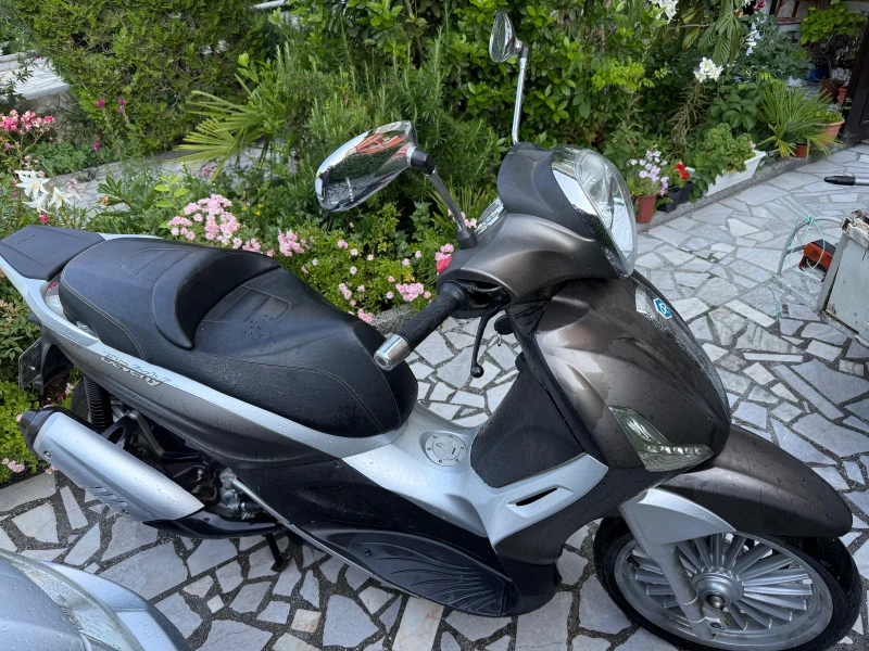 Piaggio Beverly 300, снимка 3 - Мотоциклети и мототехника - 52821010