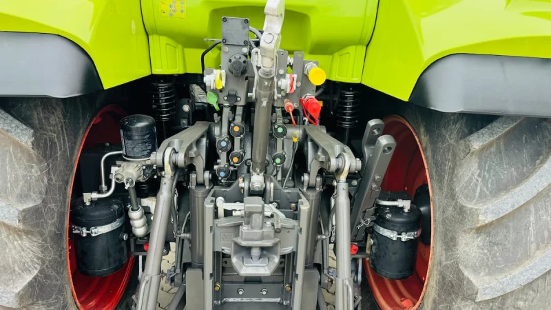 Трактор Claas CLAAS ARION 650 + FL 120, снимка 9 - Селскостопанска техника - 52929826