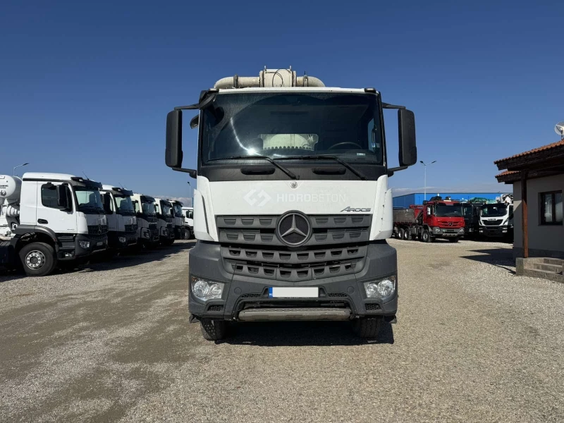 Бетон помпа Mercedes-Benz AROCS 3743 Putzmeister 47, снимка 2 - Индустриална техника - 48917738