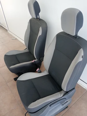 Предни седалки за Рено Клио 3, снимка 3
