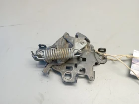 Брава преден капак Тойота Рав 4 2.2дкат (2)