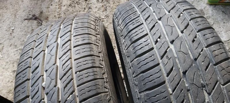 Гуми Зимни 215/75R16, снимка 4 - Гуми и джанти - 35147975