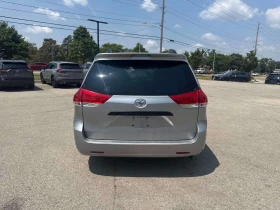 Toyota Sienna * 5dr 7 Pass FWD * АВТОКРЕДИТ* , снимка 4