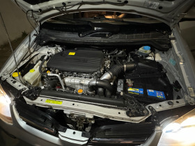 Nissan Almera tino 2.2 TD, снимка 10 - Автомобили и джипове - 45025184