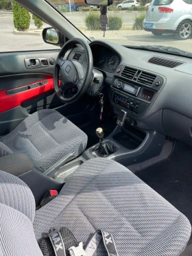 Honda Civic 1.5 VTEC-E, снимка 11