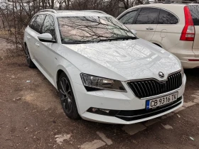 Skoda Superb Lauryn & Klement, снимка 11