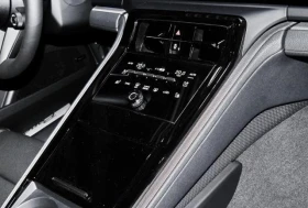 Porsche Panamera 4 E-HYBRID/FACELIFT/BOSE/PANO/MATRIX/HEAD UP/360/ - 236680 лв. - 11356325 13