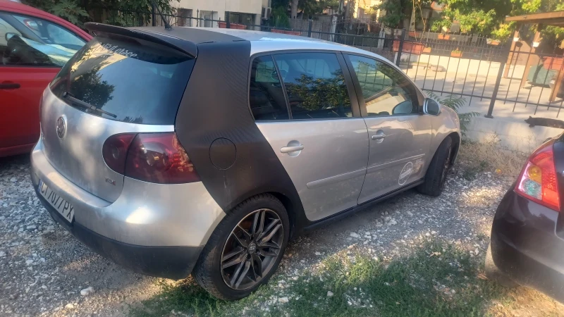 VW Golf, снимка 1 - Автомобили и джипове - 47220587