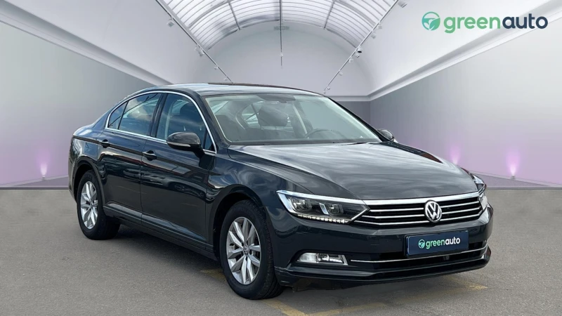 VW Passat 2.0 TDi DSG, снимка 8 - Автомобили и джипове - 47284553