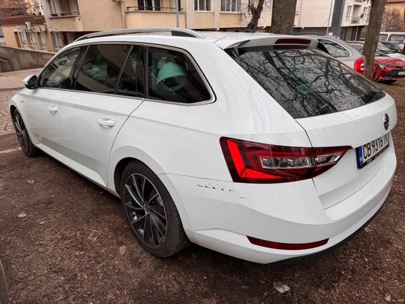 Skoda Superb Lauryn & Klement, снимка 14 - Автомобили и джипове - 49322094