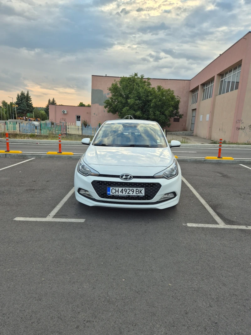 Hyundai I20, снимка 2 - Автомобили и джипове - 49589550