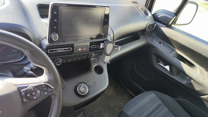 Opel Combo Товарен , снимка 10 - Автомобили и джипове - 52356893