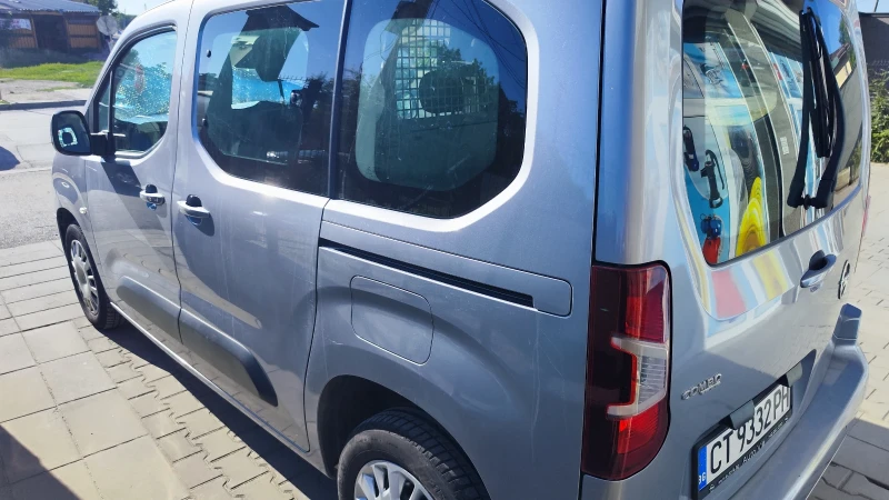 Opel Combo Товарен , снимка 5 - Автомобили и джипове - 52356893