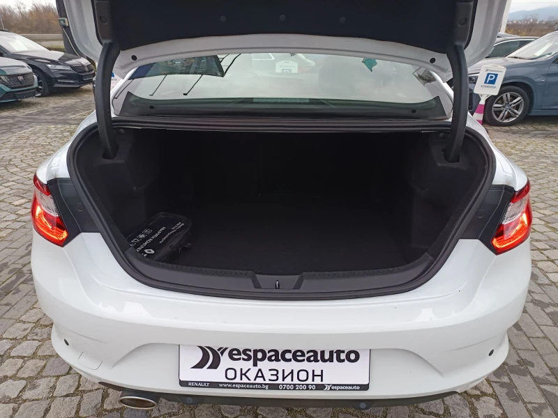 Renault Megane SEDANE 1.3TCe 140к.с.КАПАРИРАН, снимка 16 - Автомобили и джипове - 52692720