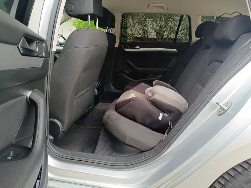 VW Passat 2.0TDI-150 кс 6ск , снимка 16 - Автомобили и джипове - 52730055