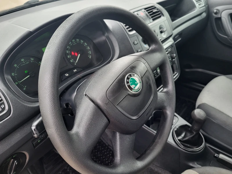 Skoda Octavia 1.2 facelift , снимка 14 - Автомобили и джипове - 53192571