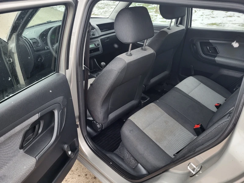 Skoda Octavia 1.2 facelift , снимка 8 - Автомобили и джипове - 53192571