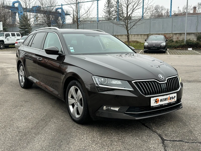 Skoda Superb, снимка 6 - Автомобили и джипове - 53210056