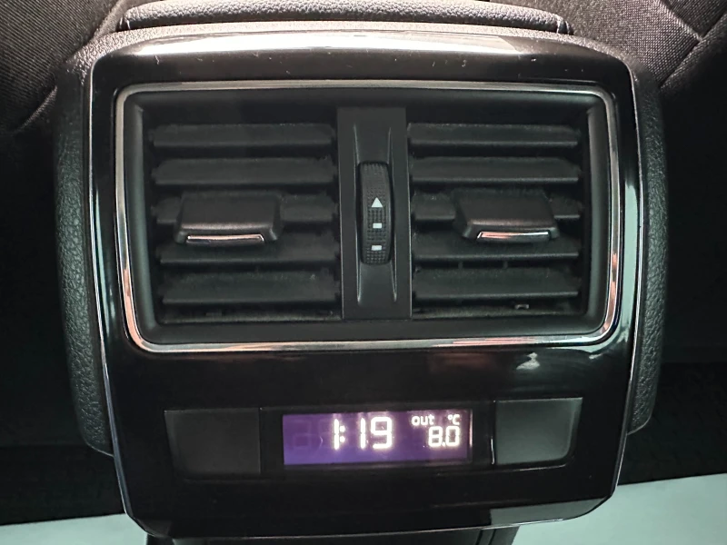 Skoda Superb, снимка 10 - Автомобили и джипове - 53210056