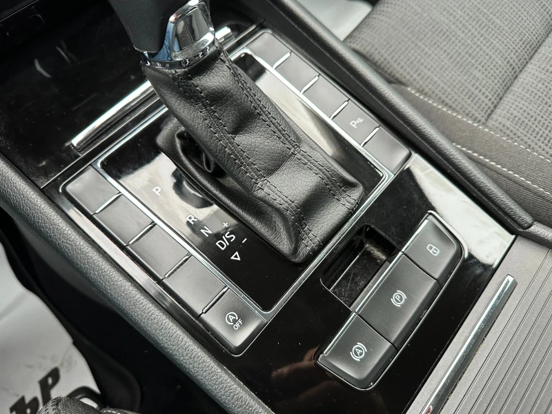 Skoda Superb, снимка 12 - Автомобили и джипове - 53210056