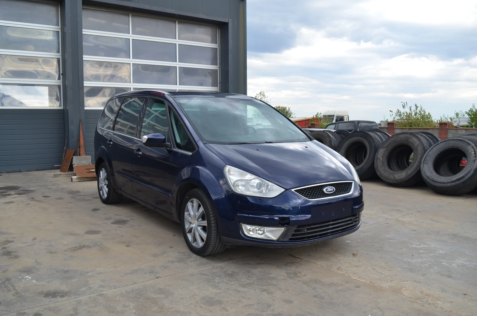 Ford Galaxy 2.0 - изображение 2