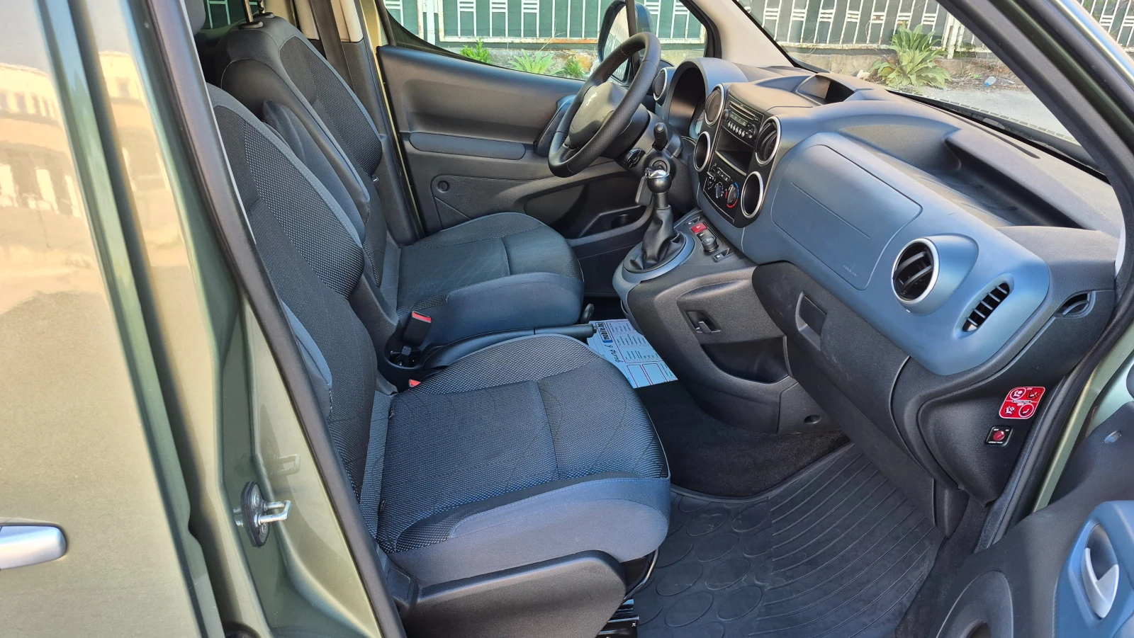 Peugeot Partner 1.6HDI 90к.с.-Tepee Германия - изображение 10