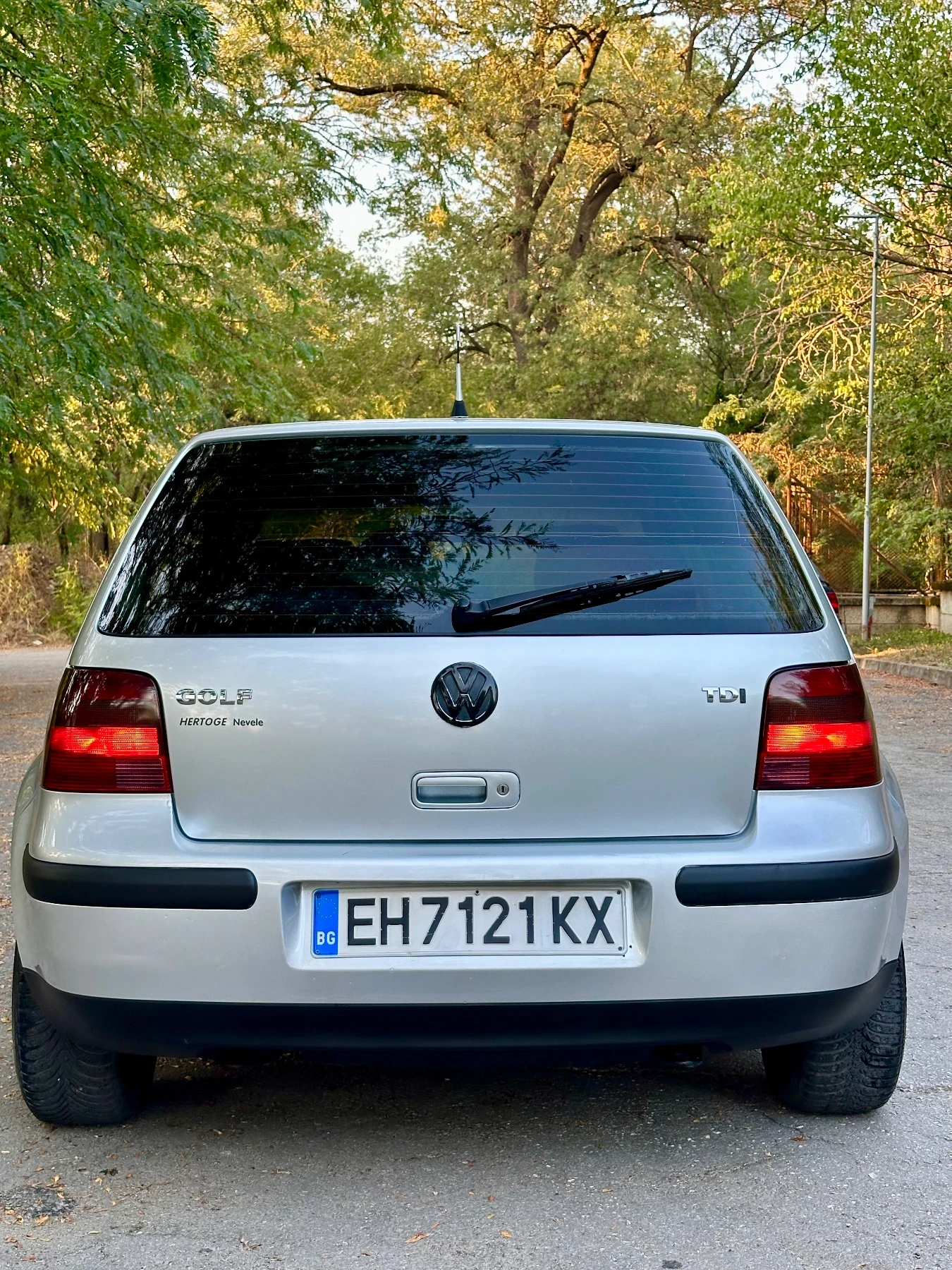 VW Golf  4 1, 9  - изображение 5