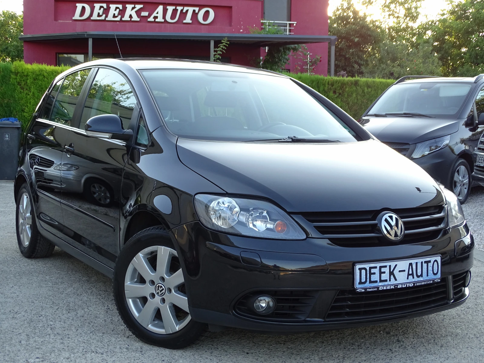 VW Golf Plus 1.6i_102Коня_TOUR_*  - изображение 2