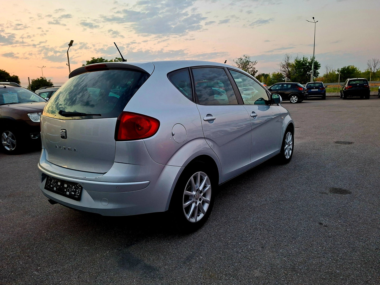 Seat Altea 1.6i 102х.км. ГАЗ - изображение 3