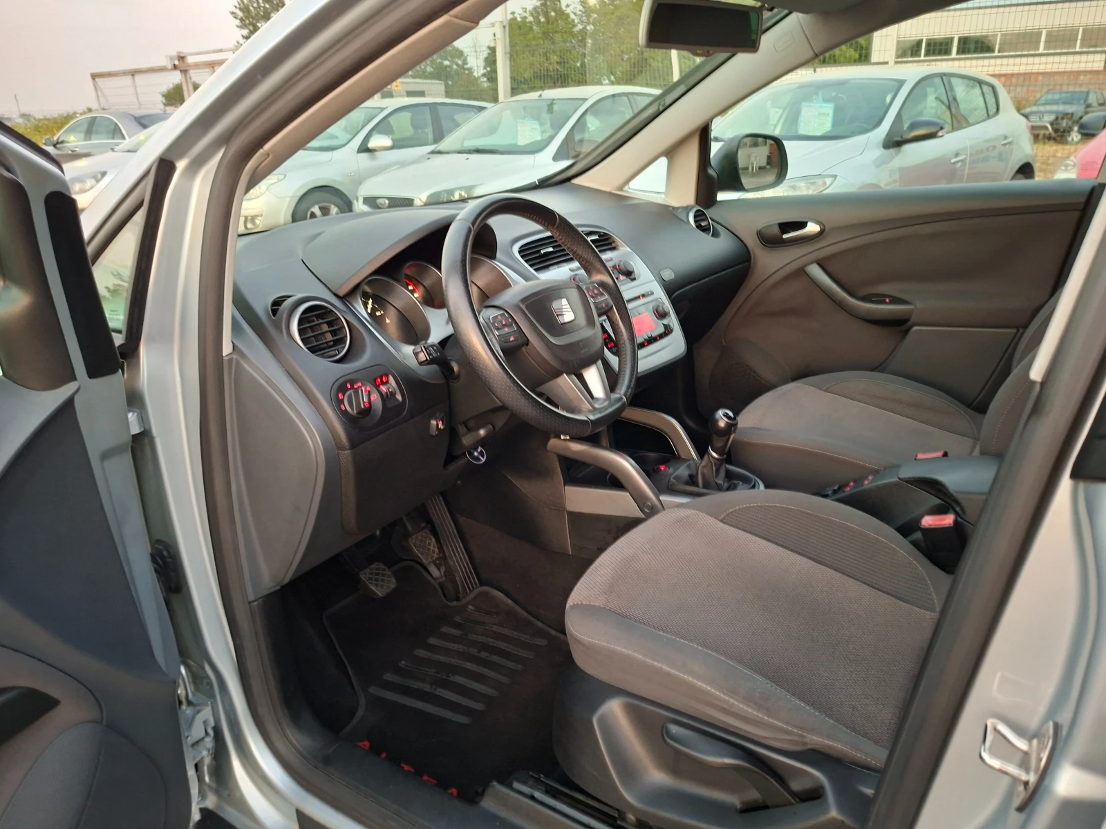 Seat Altea 1.6i 102х.км. ГАЗ - изображение 8