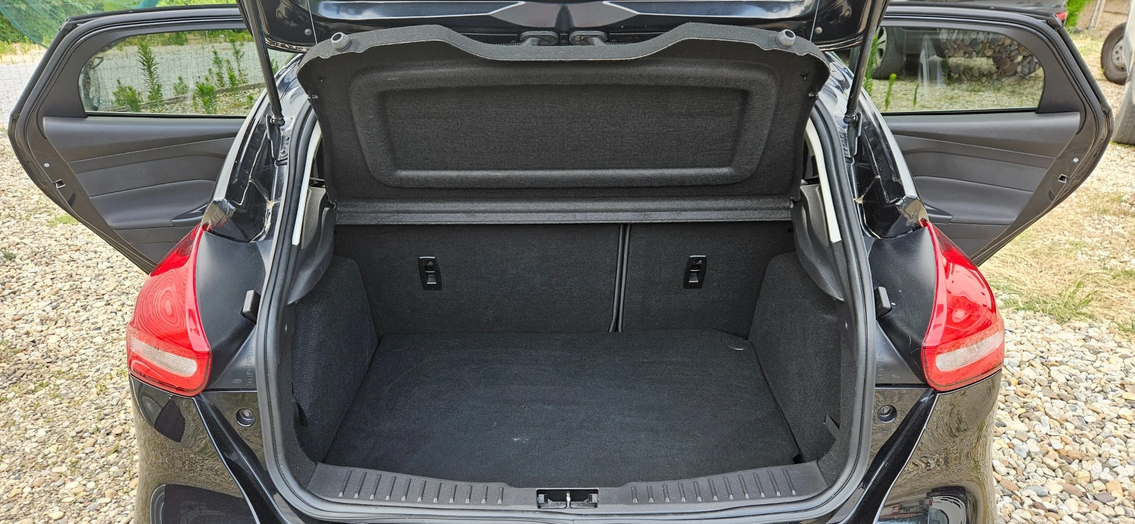 Ford Focus 1, 0i-T-125* 12.2016* * LED*   | Mobile.bg   11