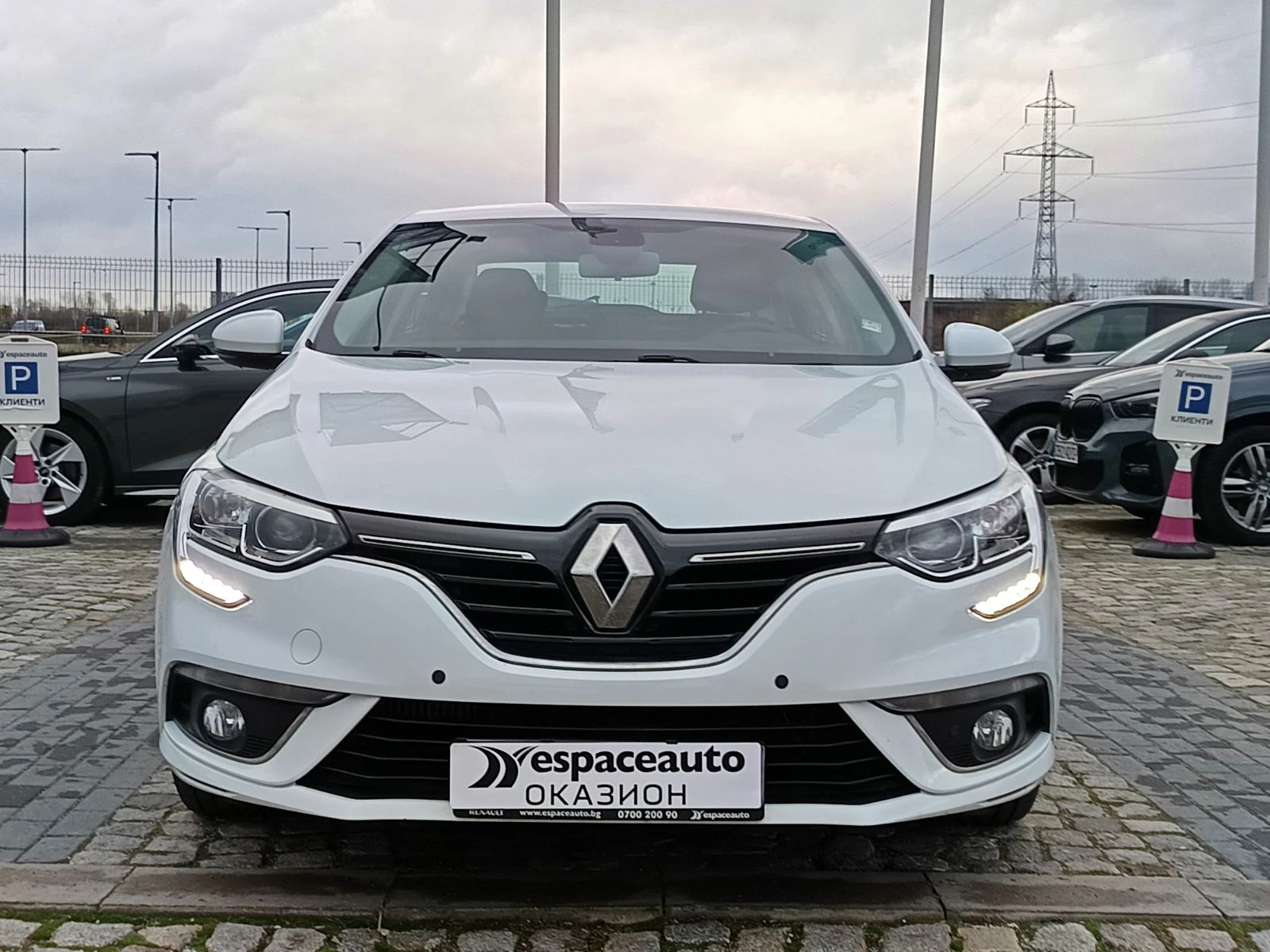 Renault Megane SEDANE 1.3TCe 140�.�.��������� | Mobile.bg � ����������� 2