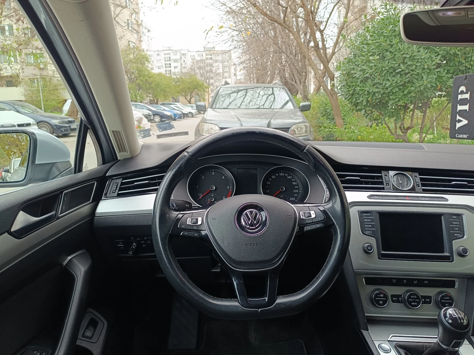 VW Passat 2.0TDI-150 кс 6ск  - изображение 10