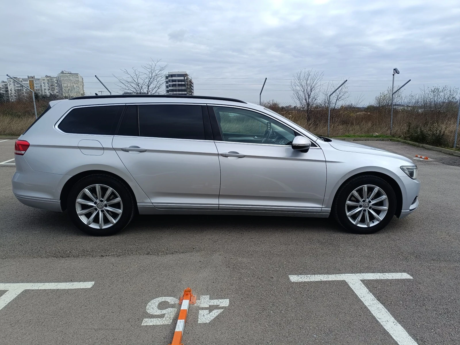 VW Passat 2.0TDI-150 кс 6ск  - изображение 5