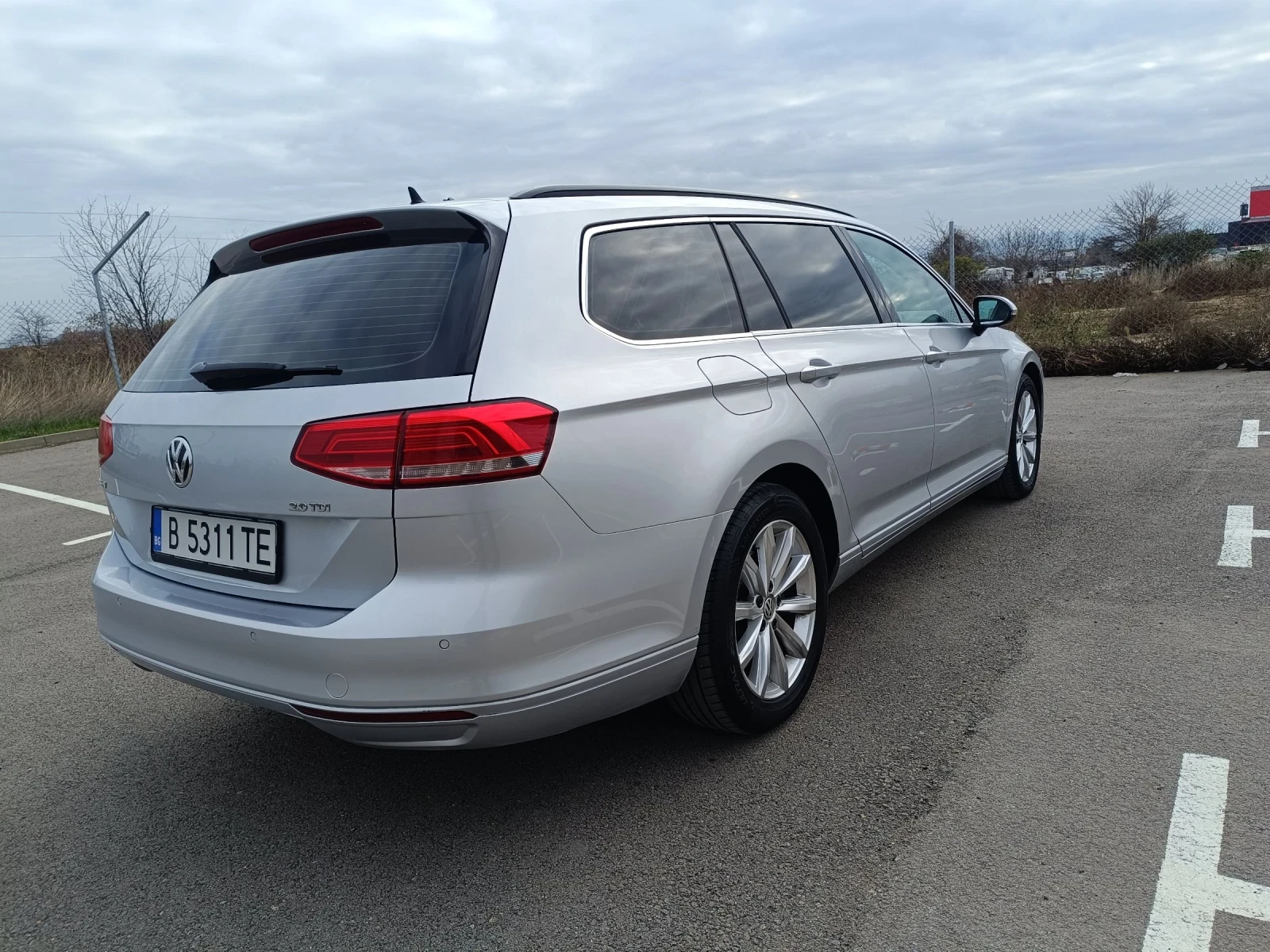VW Passat 2.0TDI-150 кс 6ск  - изображение 7