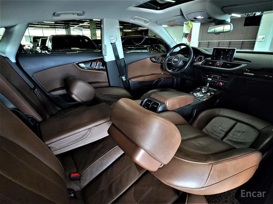 Audi A7  - изображение 7