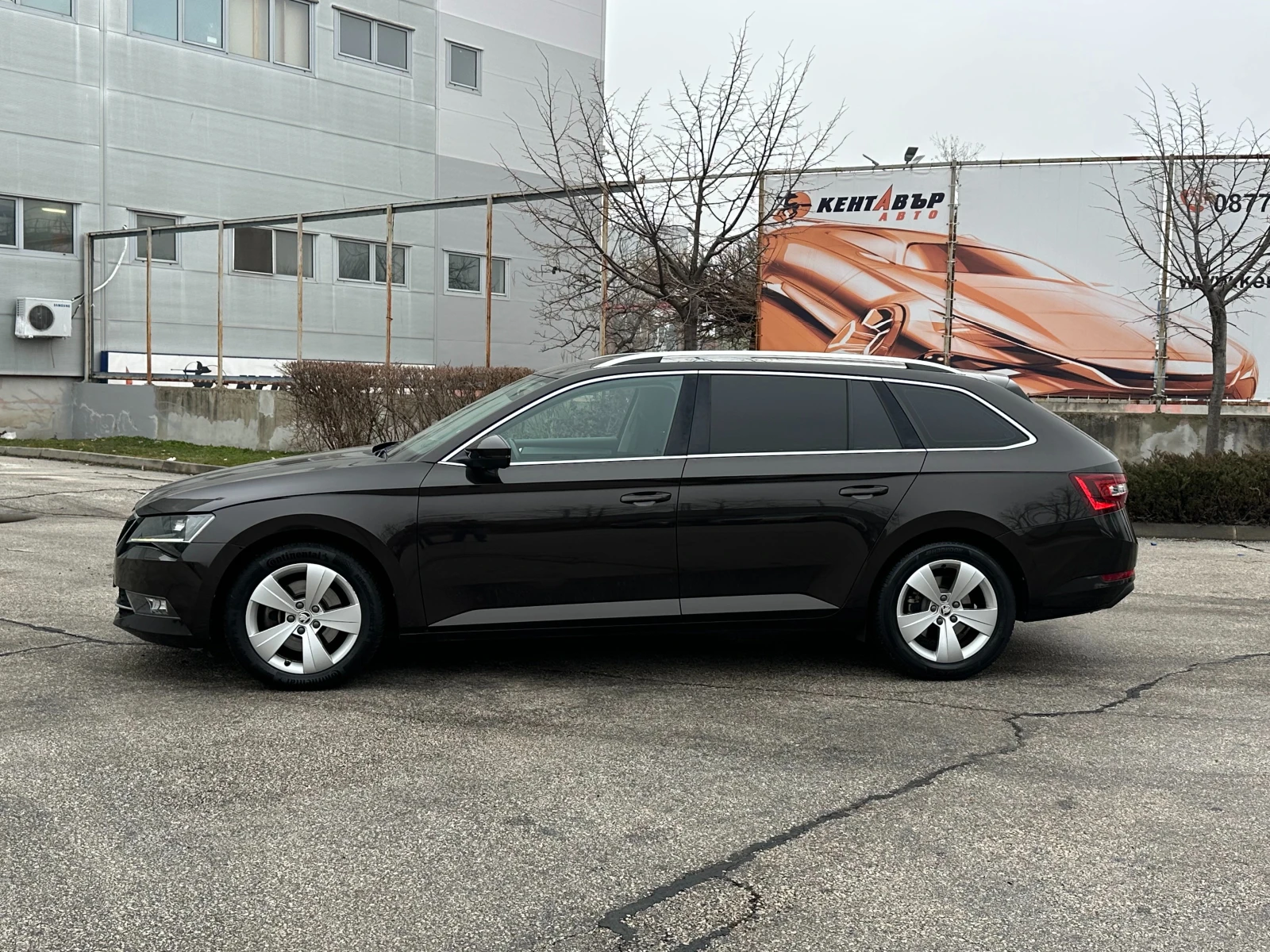 Skoda Superb  - изображение 2