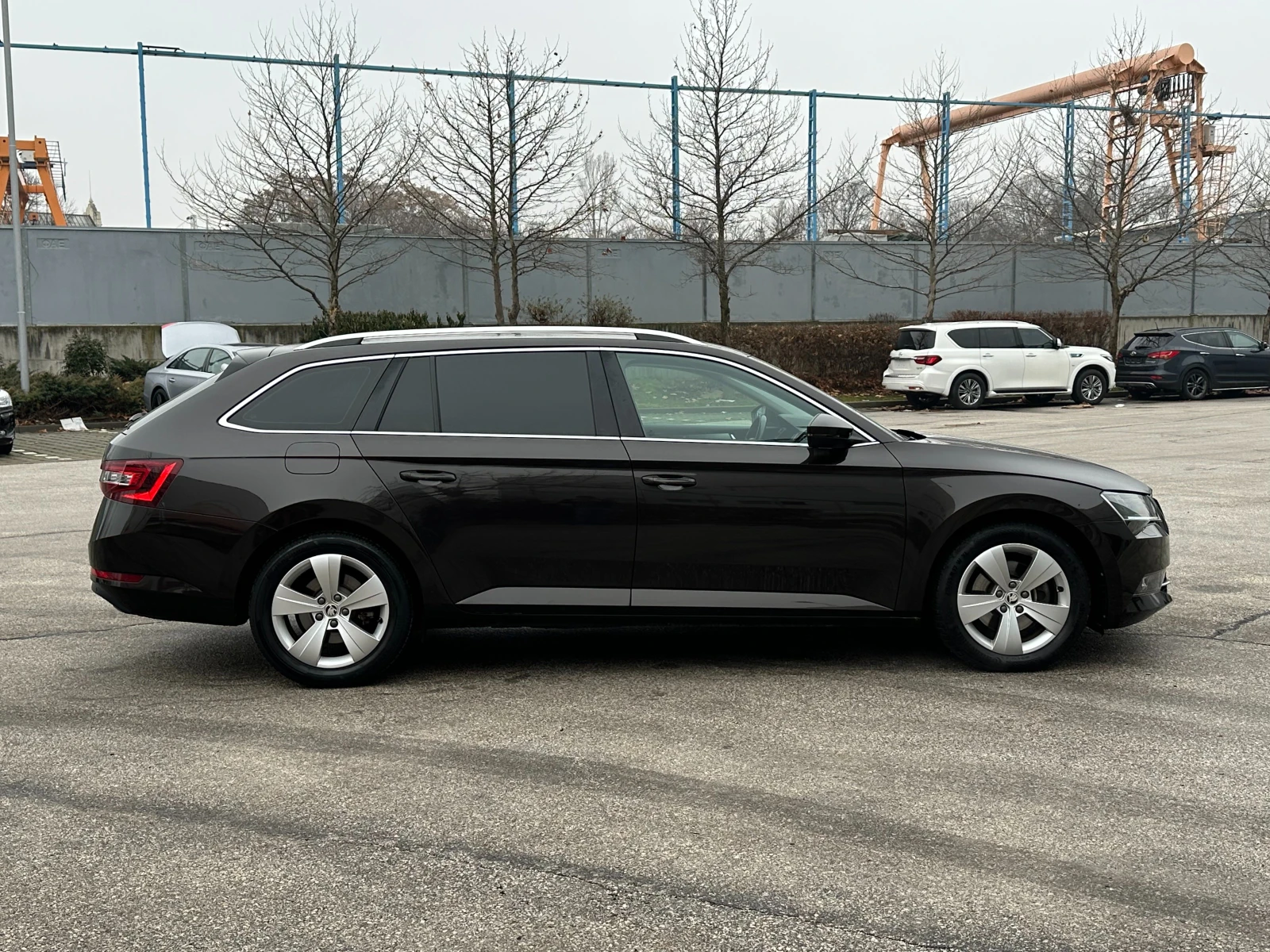 Skoda Superb  - изображение 5