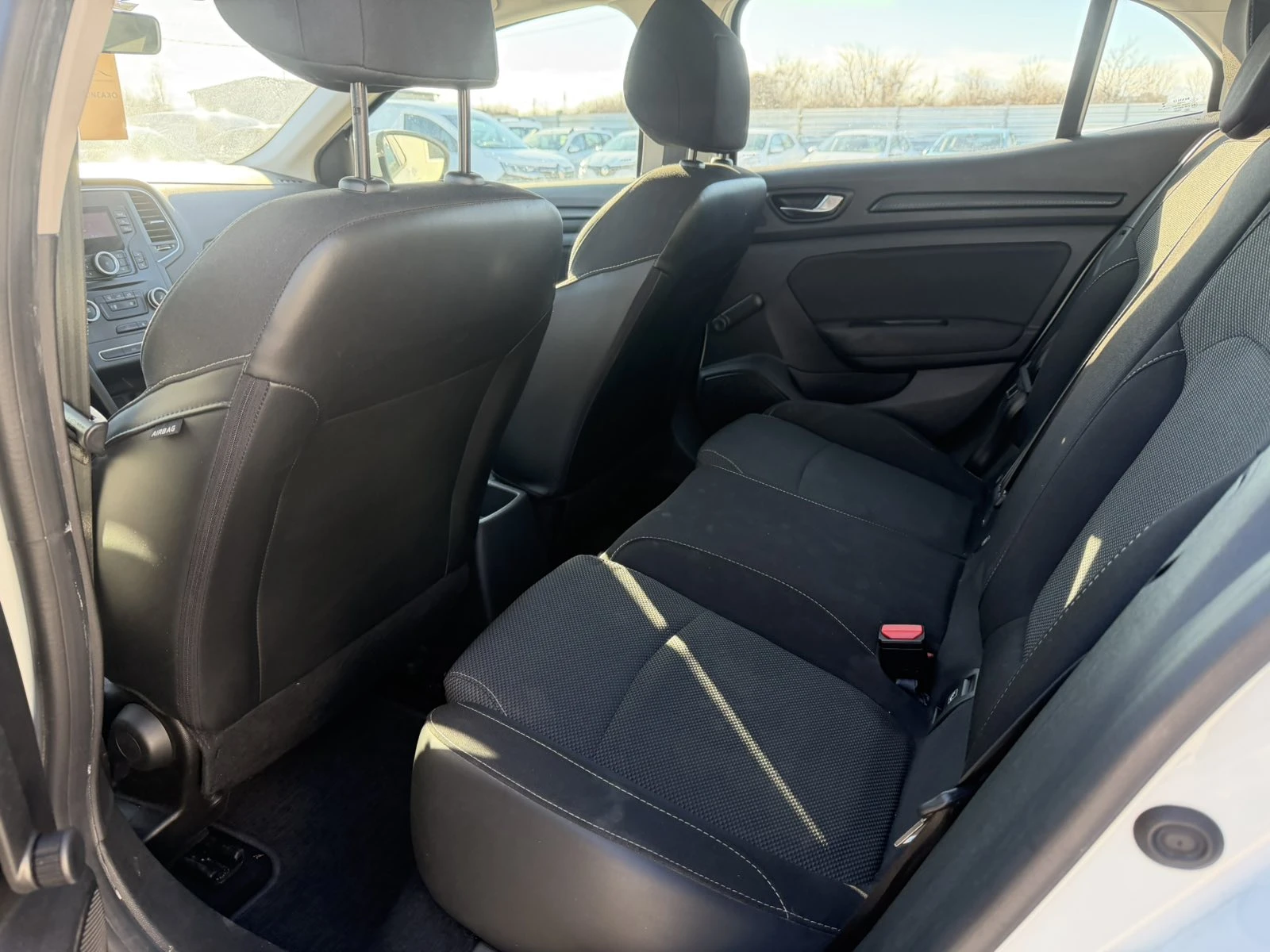 Renault Megane 1.5blueDCi 95k.c. | Mobile.bg � ����������� 13