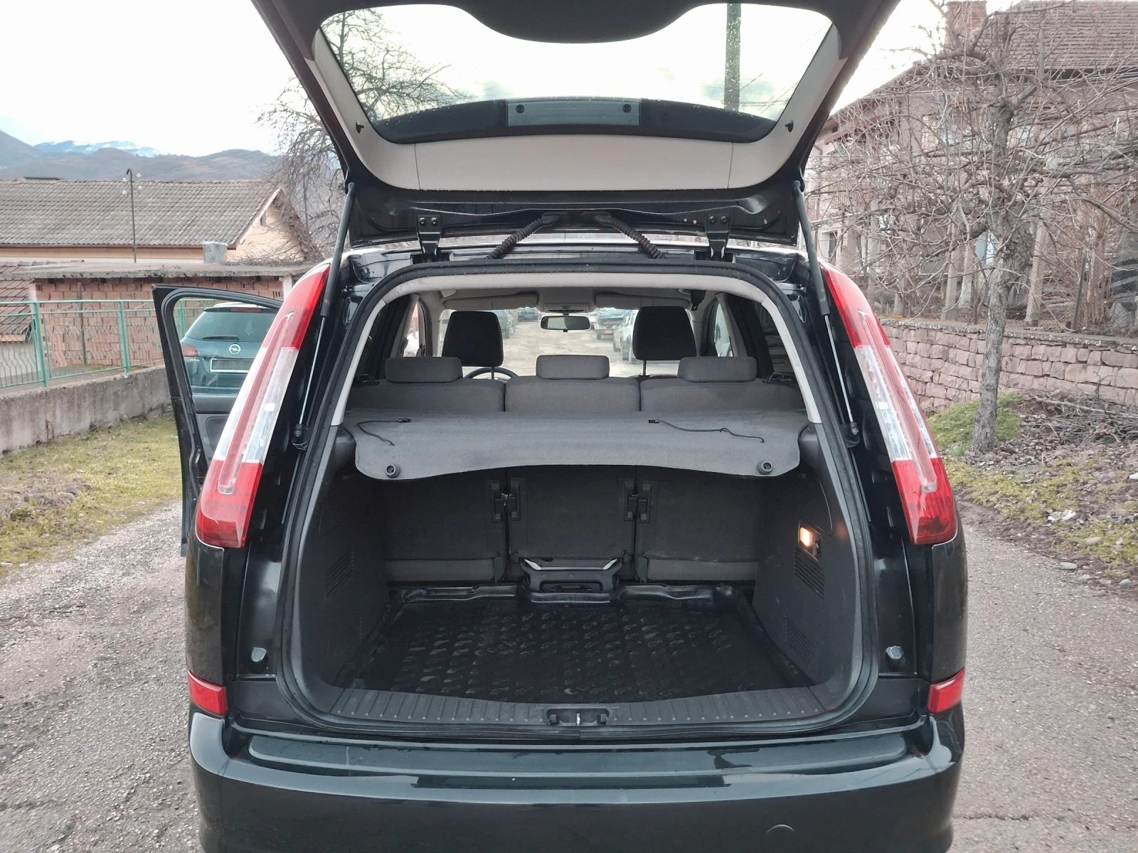 Ford C-max 1.6hdi.klim176000km - изображение 10