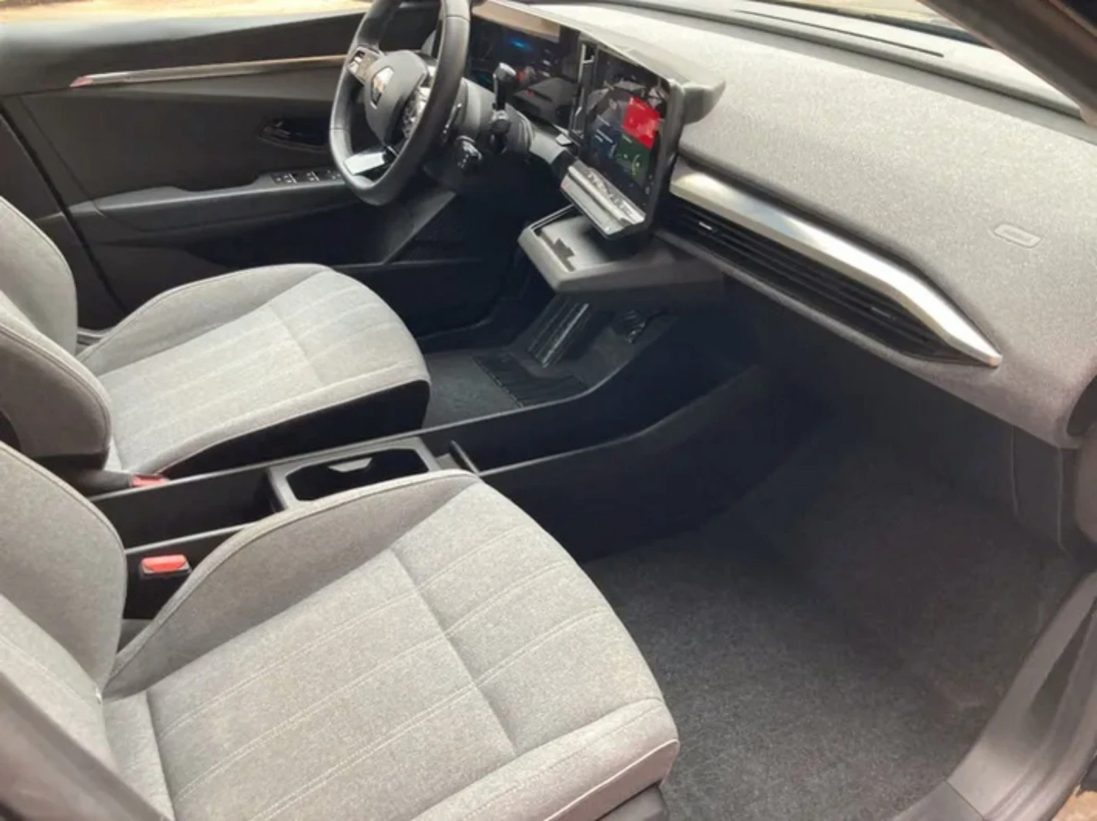 Renault Megane E-TECH EV60 220 EQUILIBRE - изображение 3