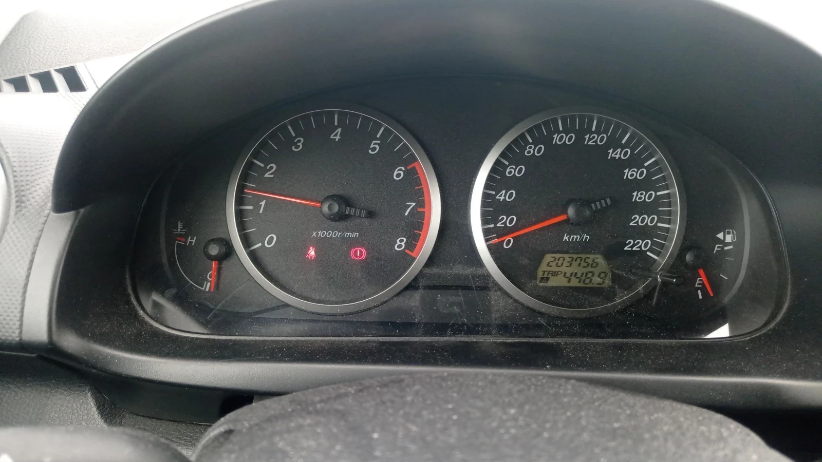 Mazda 2 1.4 бензин , снимка 16 - Автомобили и джипове - 53719258