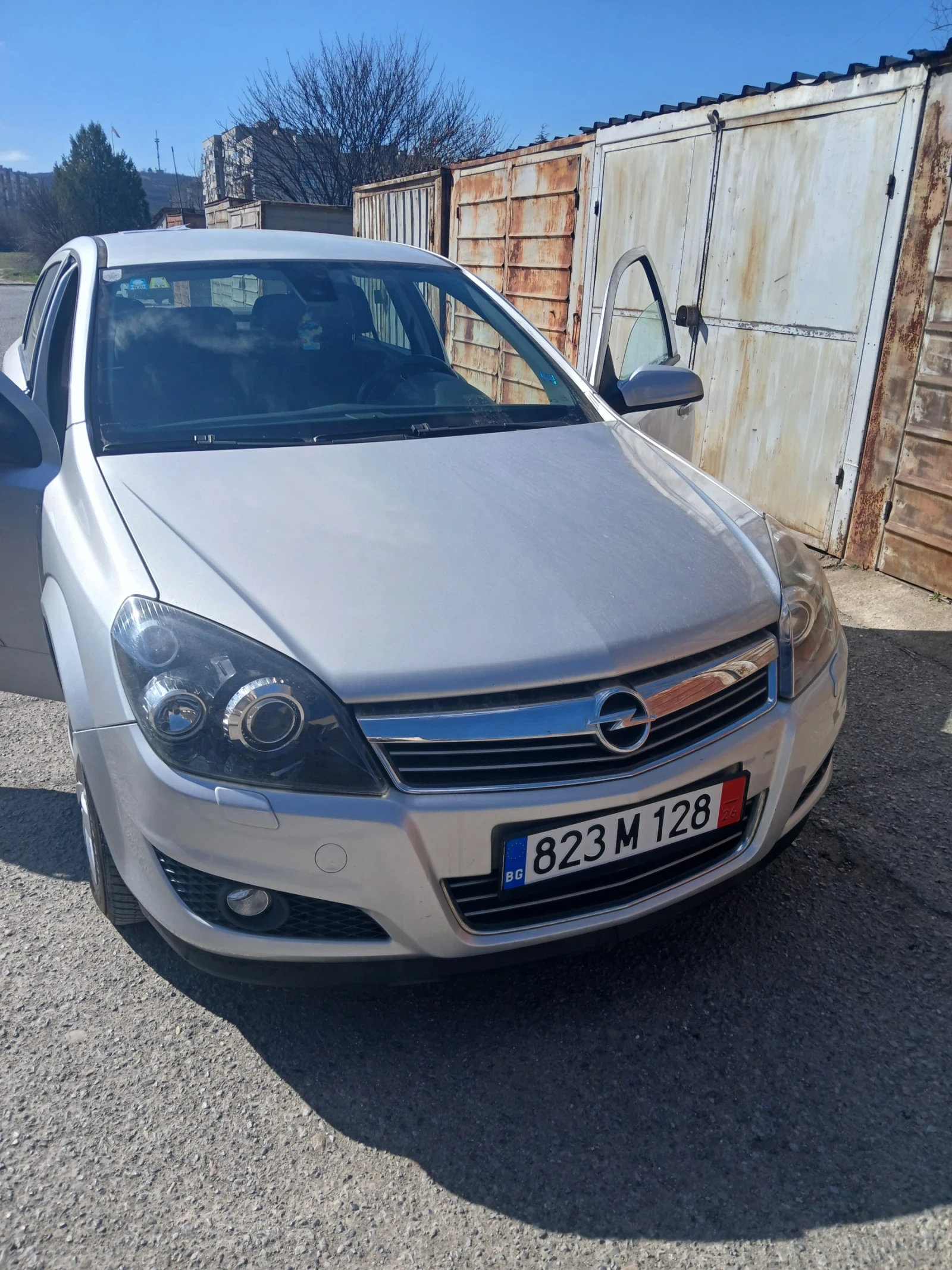 Opel Astra 1.4, снимка 2 - Автомобили и джипове - 53781738