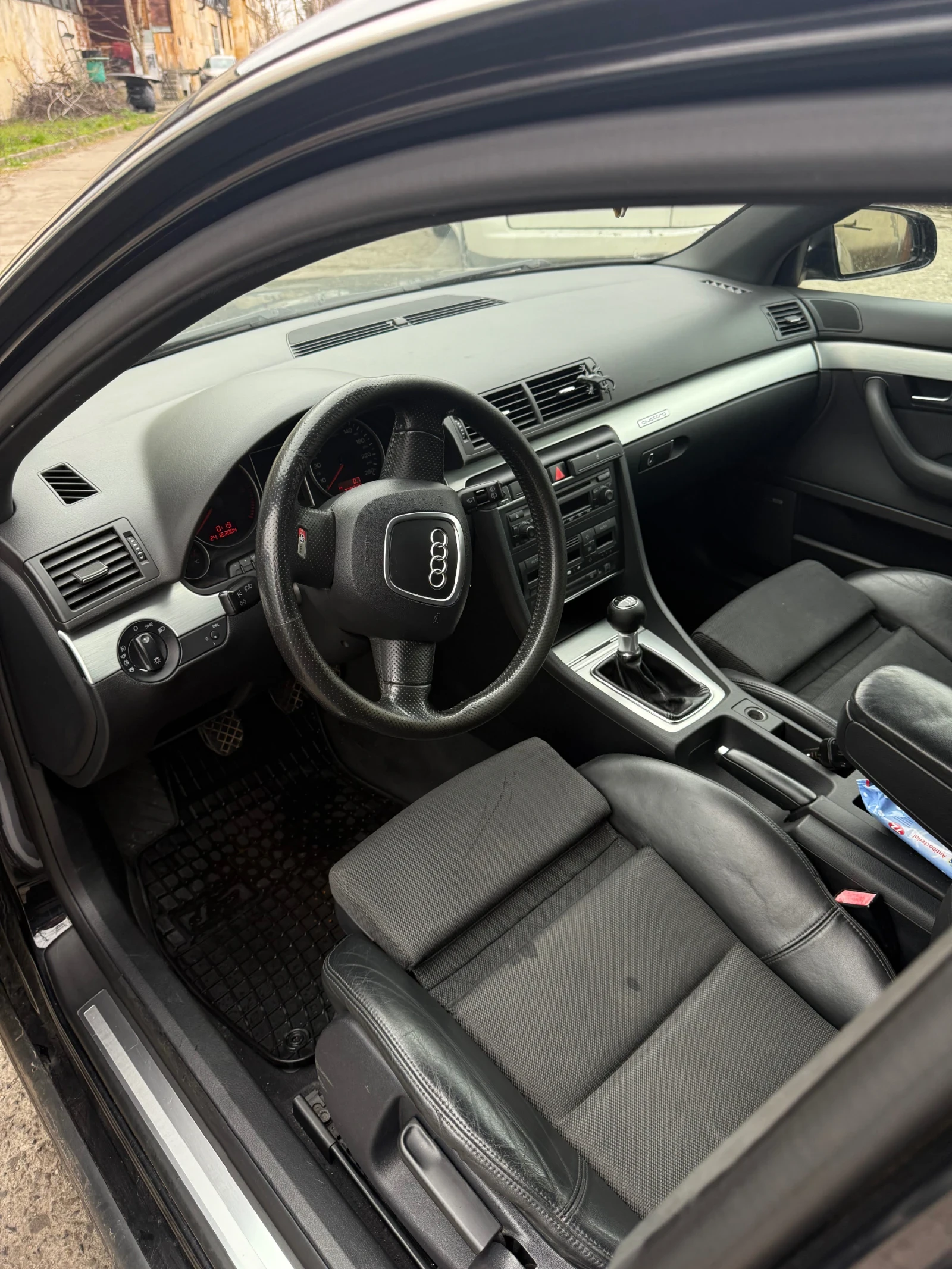 Audi A4 3.0 diesel quattro s line �������  | Mobile.bg � ����������� 4