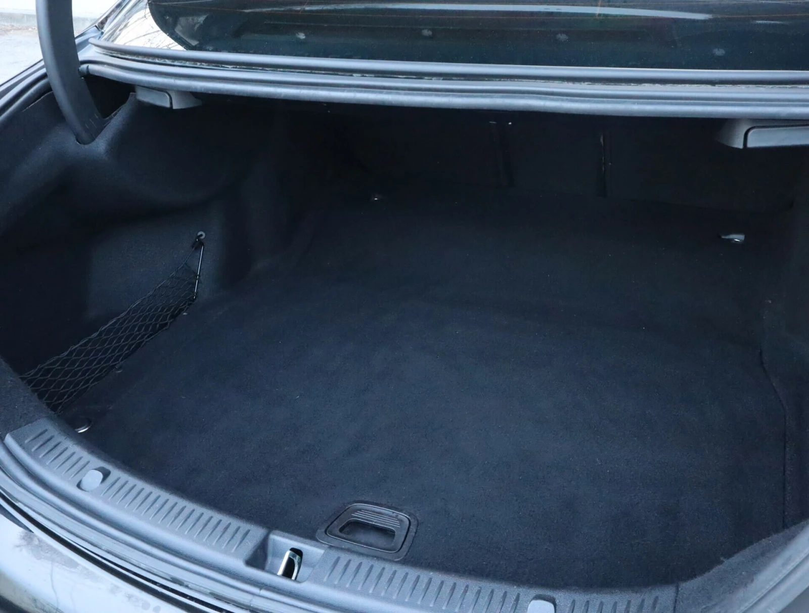 Mercedes-Benz E 220 CDI/Avantgarde/Dynamic Select/PRE-SAFE/Collision P, снимка 16 - Автомобили и джипове - 54000641