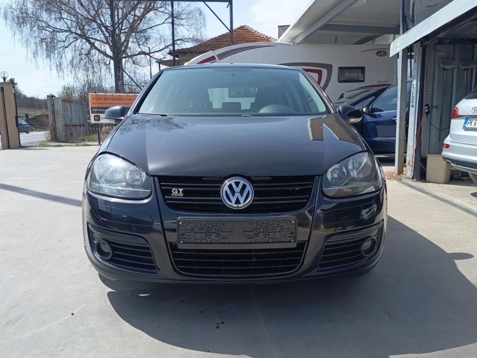 VW Golf 1.9tdi, снимка 14 - Автомобили и джипове - 54195724