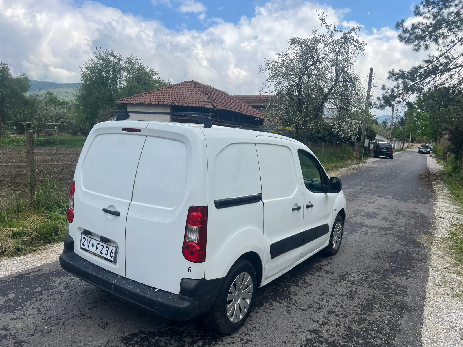 Citroen Berlingo 600 55kw КЛИМАТИК, снимка 3 - Автомобили и джипове - 54381475