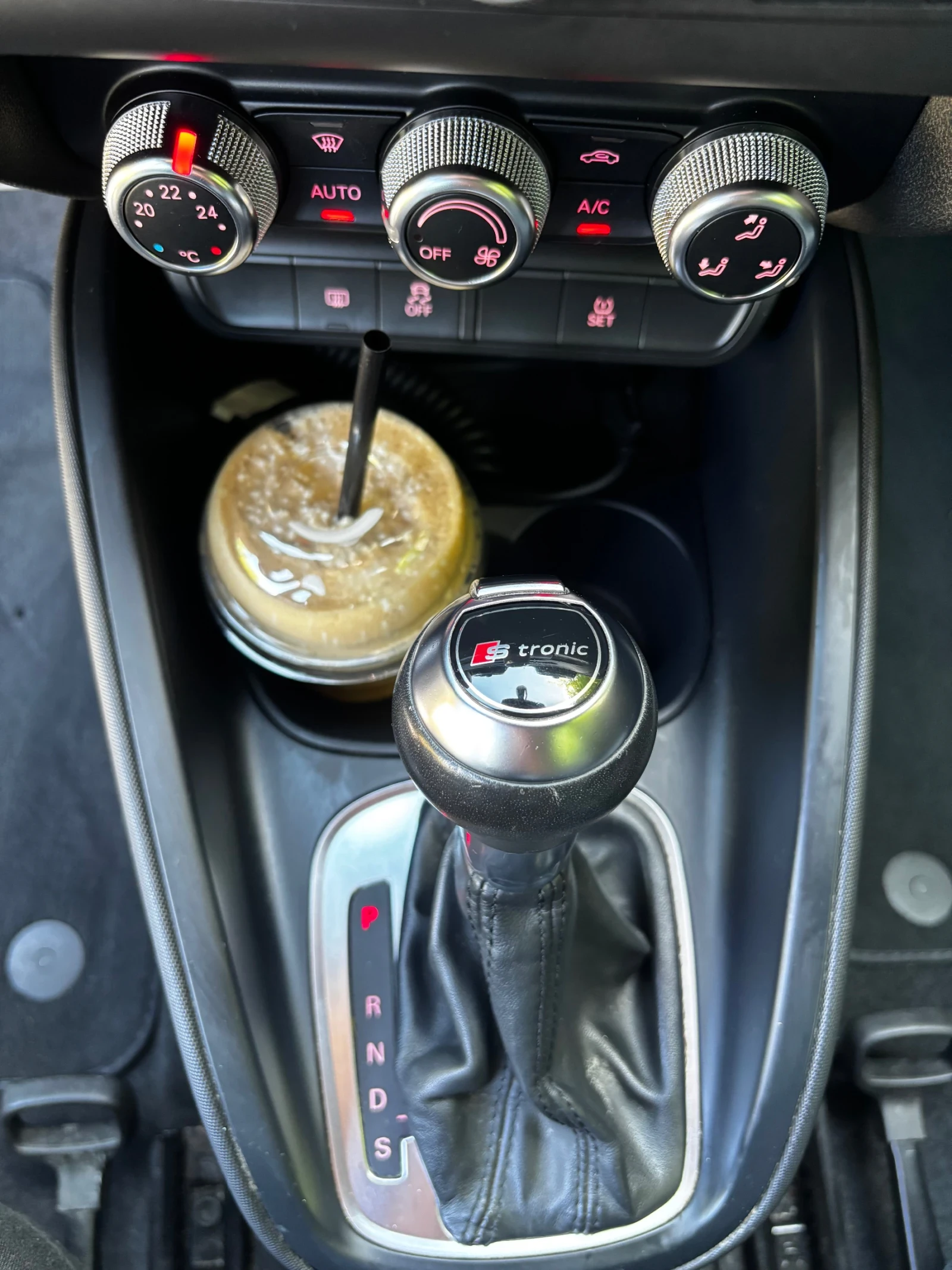 Audi A1 1.4TFSI, снимка 8 - Автомобили и джипове - 54523024