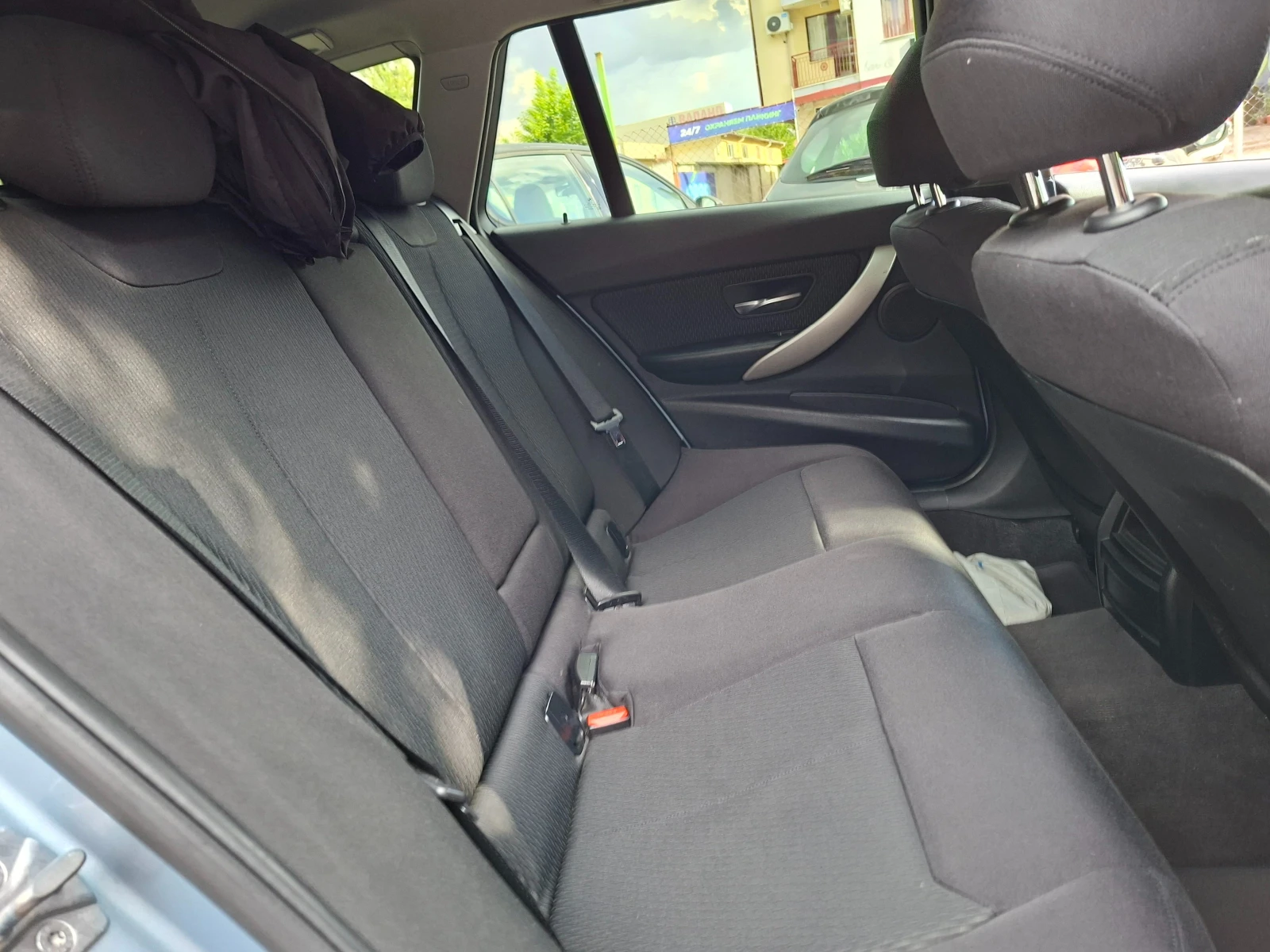BMW 320 2.0D* AUTOMATIC* 36м. х 239EUR.* , снимка 13 - Автомобили и джипове - 54691162
